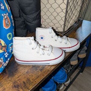 Converse Kids Size 8